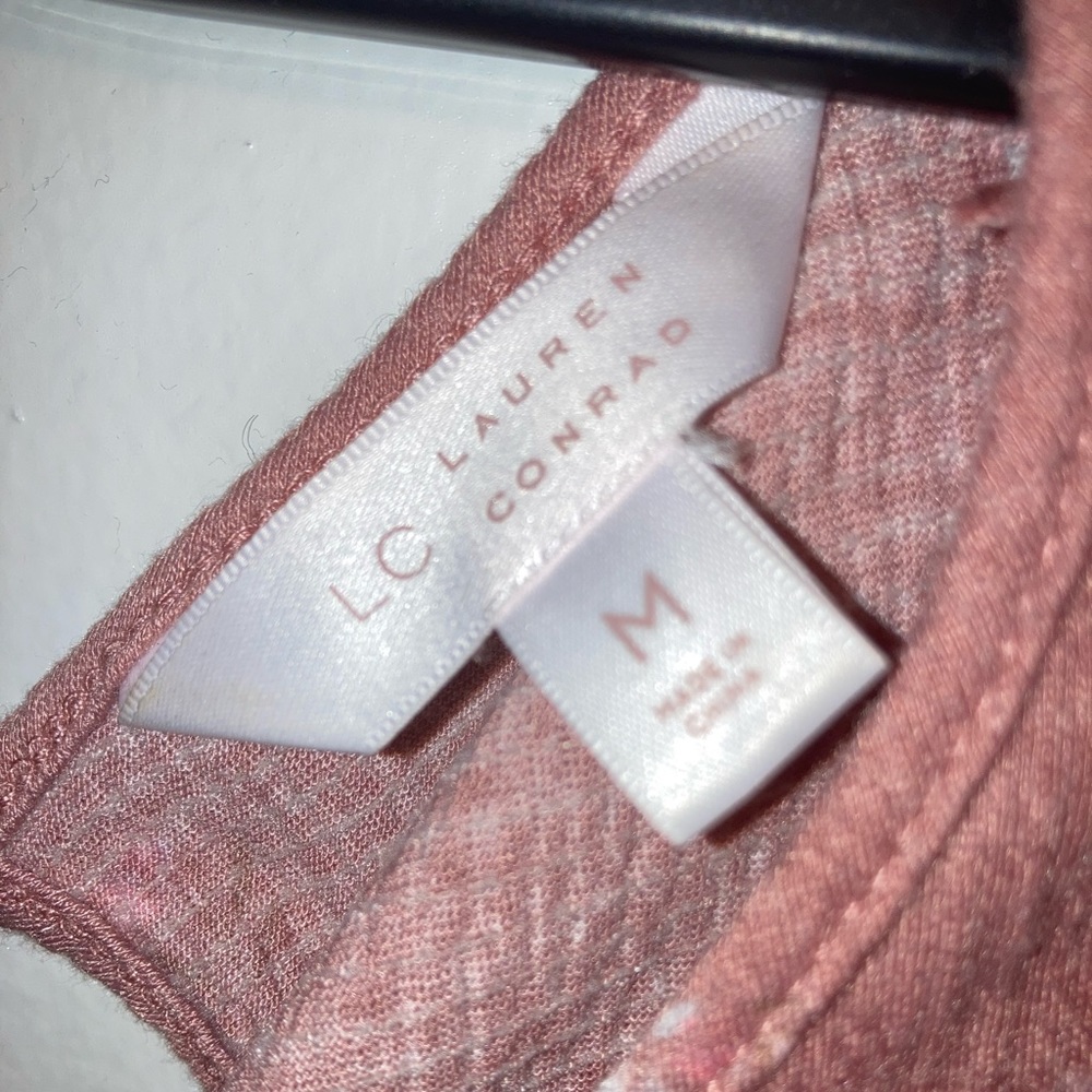 Lauren Conrad Blouse Size Medium - Picture 3 of 3
